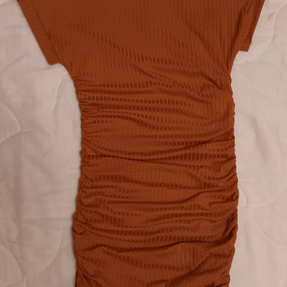 Dress - Picture 2 of 3